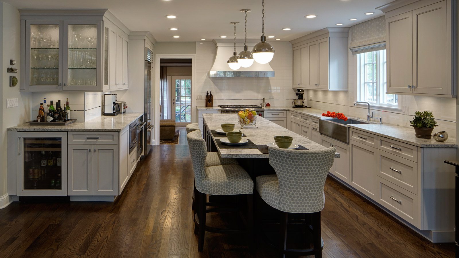 L-Shaped Kitchen Design Perfected - Hinsdale, IL