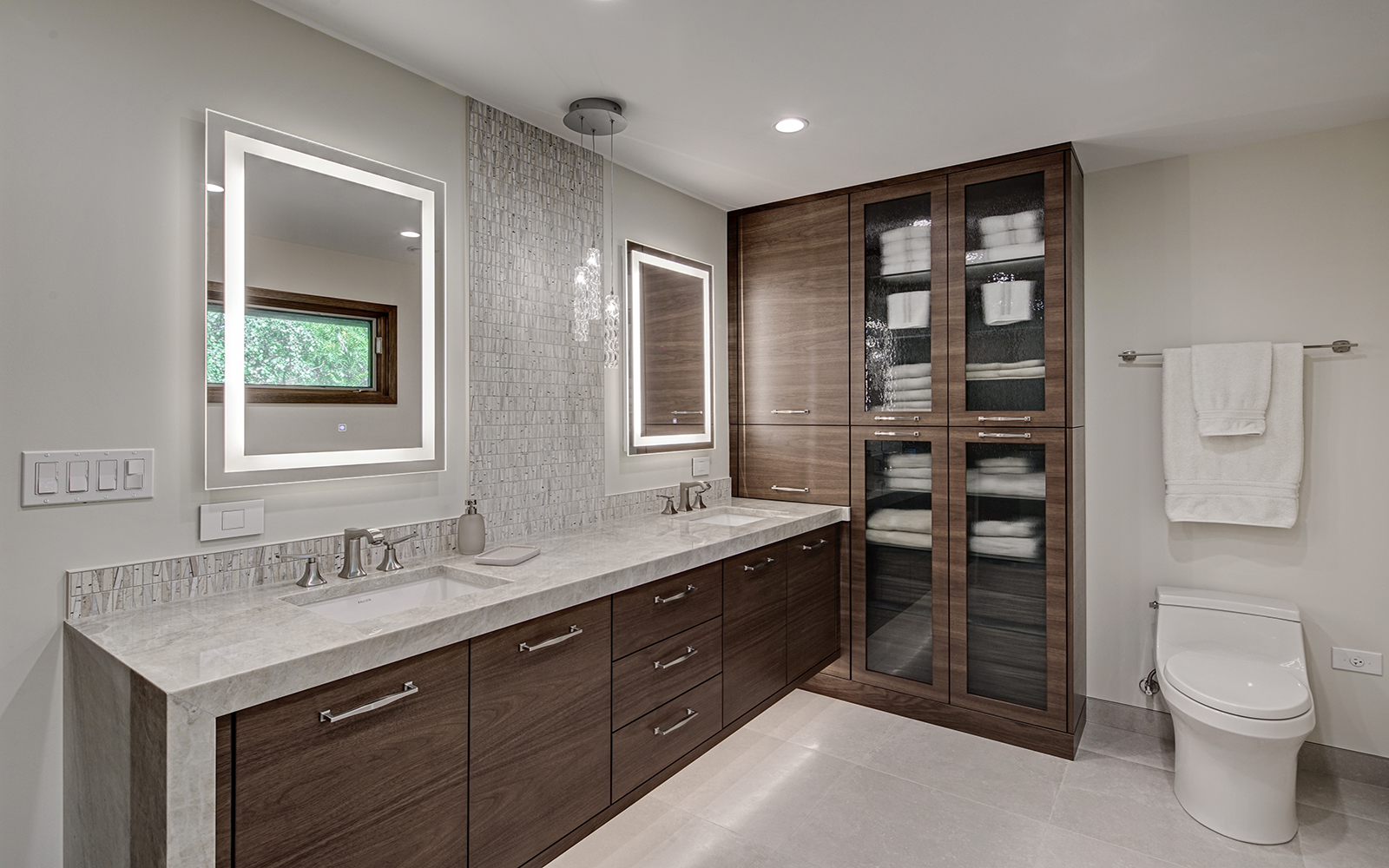 LUXURY BATHROOM DESIGN in 2023  Modern luxury bathroom, Elegant bathroom  design, Bathroom design small