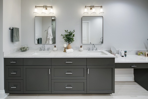 Refined Simple Primary Bathroom Remodel – Riverside, IL